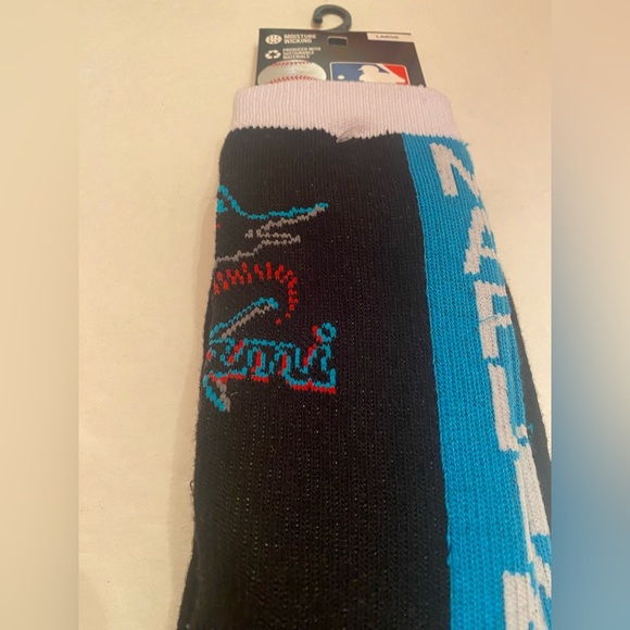 MLB MIAMI MARLINS CREW SOCKS Size Large 8-13 NWT - Picture 2 of 7